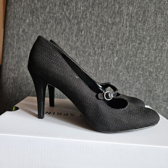 Black mary-jane heels - Picture 2 of 5